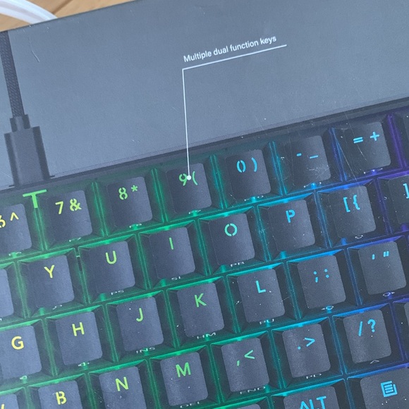 60% mechanical keyboard  compatible with PlayStation - Xbox - switch - PC - Picture 7 of 9